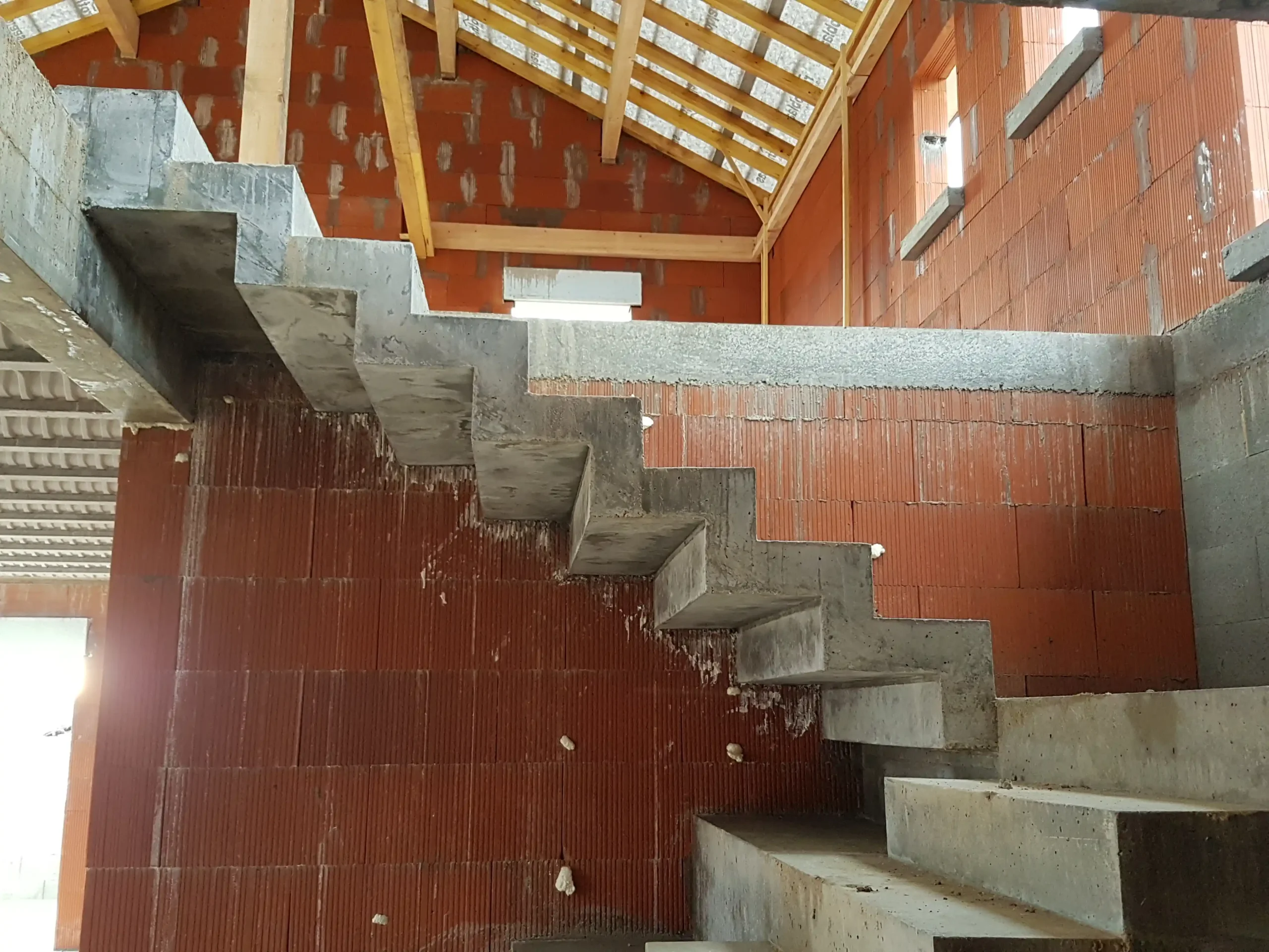 Escaliers béton armé contemporains et architecturaux
