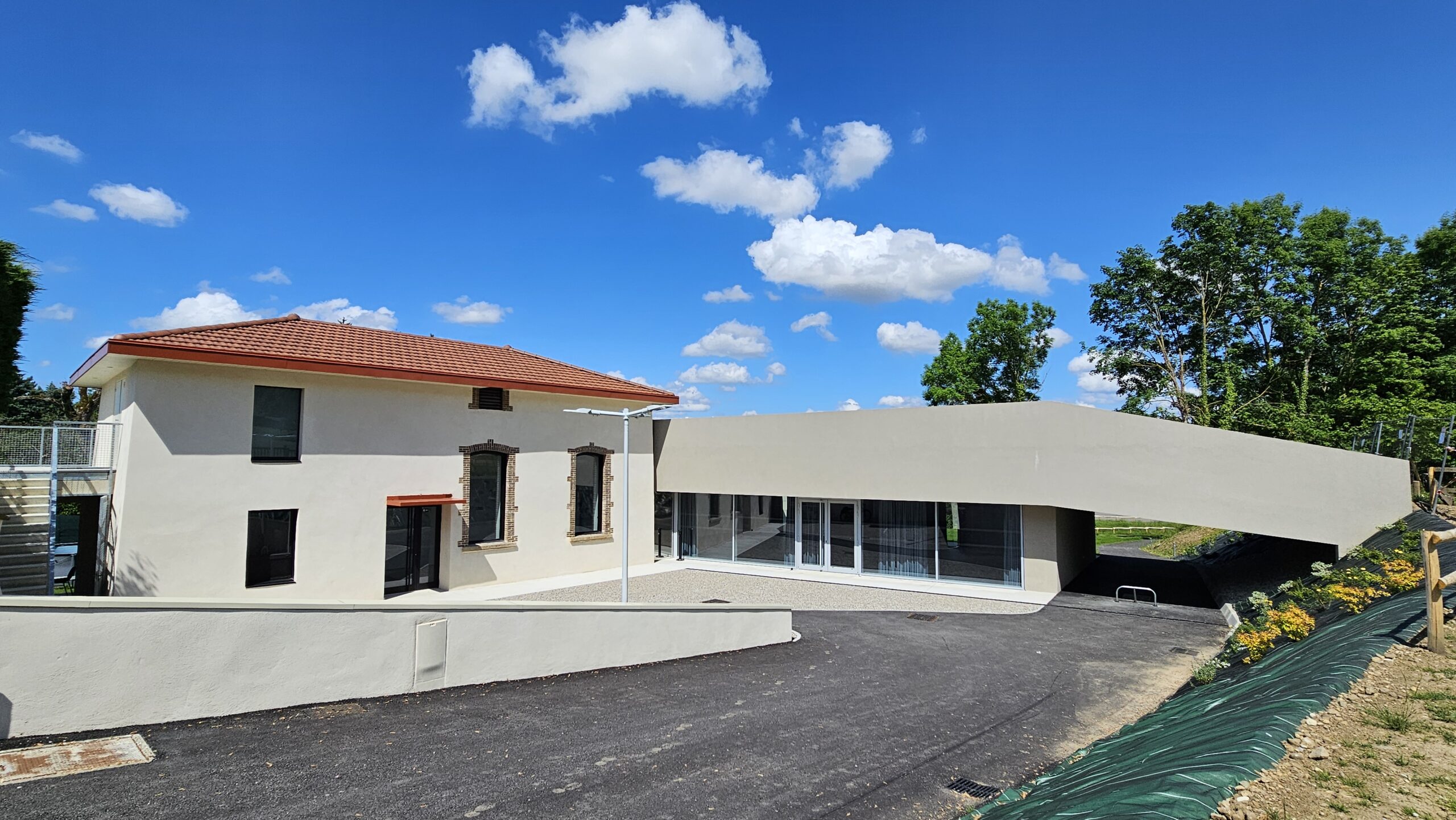 Extension de 200 m2 de la salle polyvalente à Châtenay