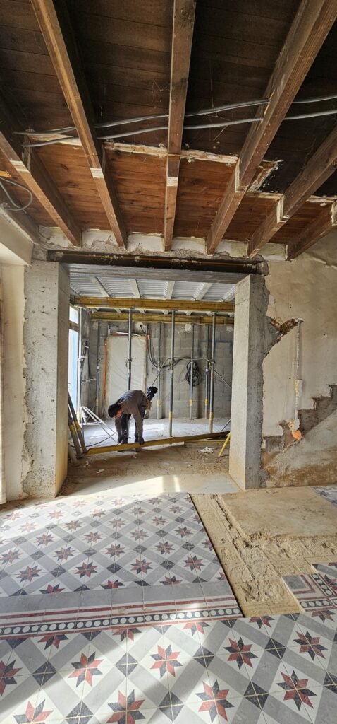 ouvertures murs en pisé 2 mètres rénovation bossieu gelas constructions